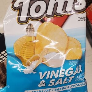 Toms Vinegar & Salt Potato Chips - 3 Bags